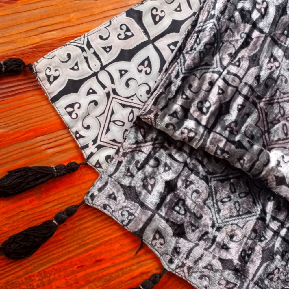 SILK SCARF/WRAP